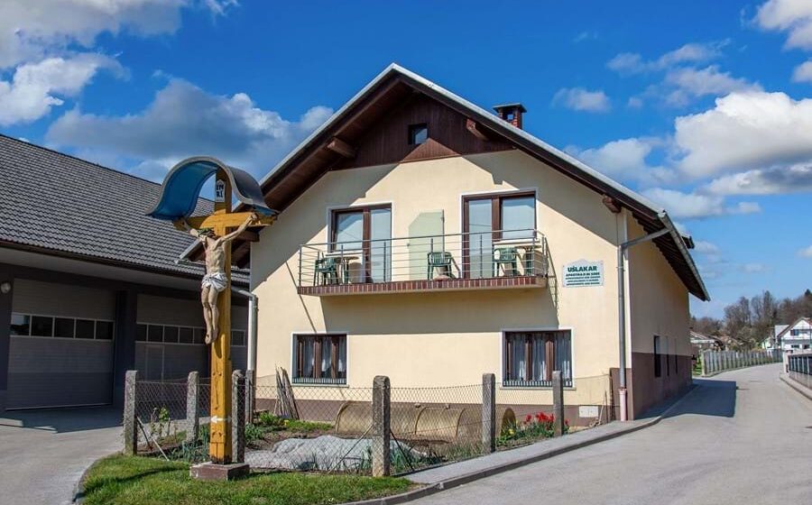 Turistična kmetija Ušlakar "Pri Španu" Turistična kmetija Ušlakar "Pri Španu"
